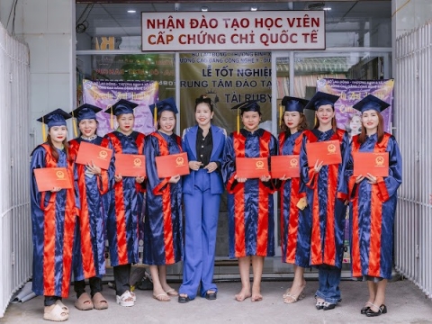 Lễ tốt nghiệp học viên