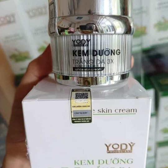 KEM DƯỠNG TRẮNG DA 3X